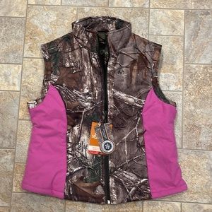 Master Sportsman Women's camo & pink Hunting/Camping Vest